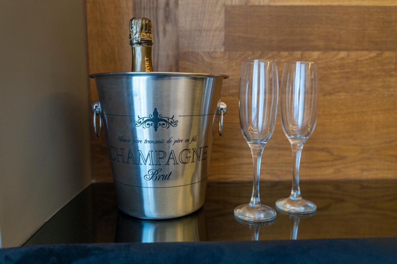 B&Z Luxury Bed and Breakfast Bari Exteriör bild